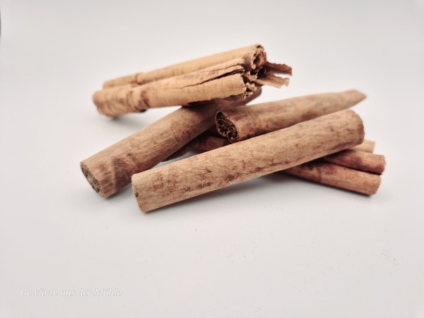 Ceylon Canehl Spezial, 10cm